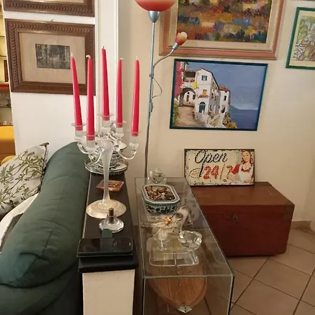 Casa Vacanze Con Terrazzo Сasa de vacaciones San Remo